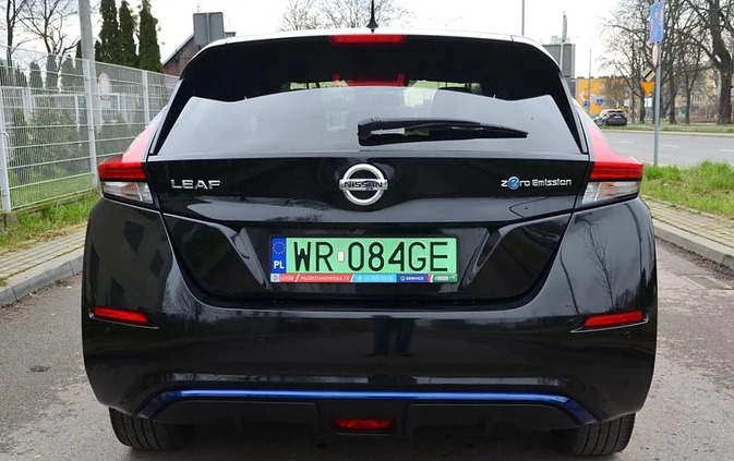 Nissan Leaf cena 64900 przebieg: 105236, rok produkcji 2018 z Radom małe 379